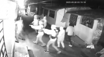 VÍDEO: criminosos encapuzados e armados invadem casa e matam homem em Pilar, AL
