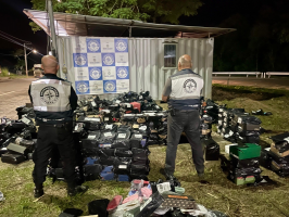 Mais de 2 mil pares de calçados com indícios de falsificação são apreendidos em Levy Gasparian 